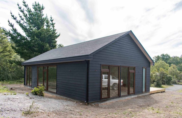 Construccion de casas prefabricadas en Pucon de oficina de arquitectos